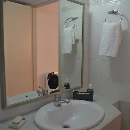 Not A Roussospítion